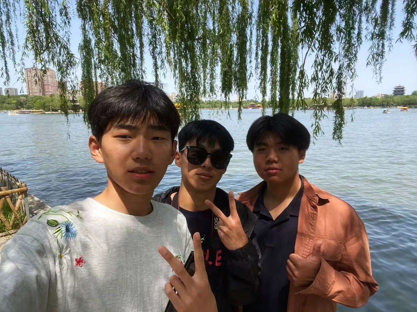 外出聚餐