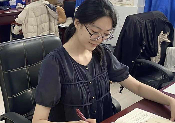 岳博文老师