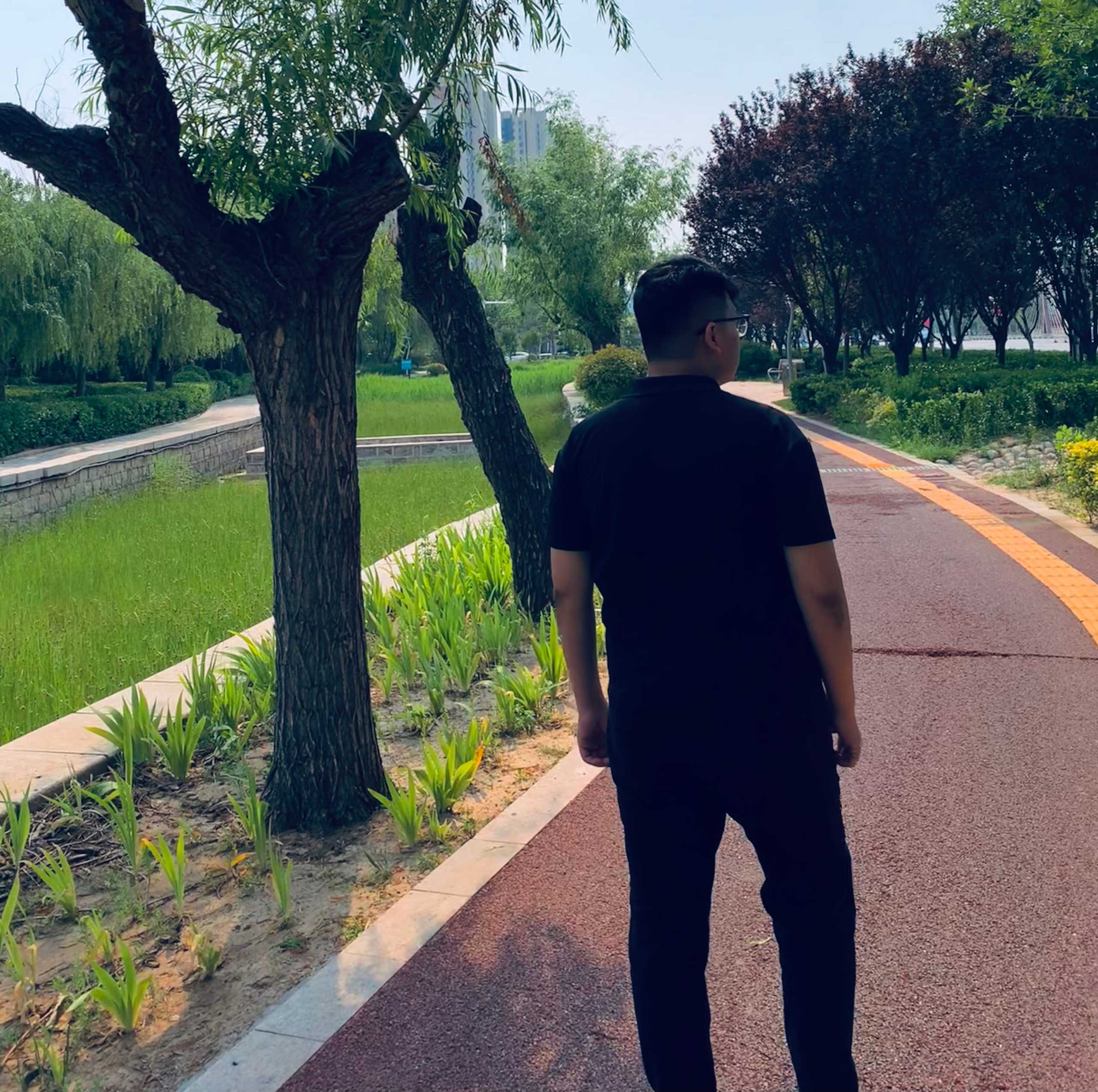 李浩杰